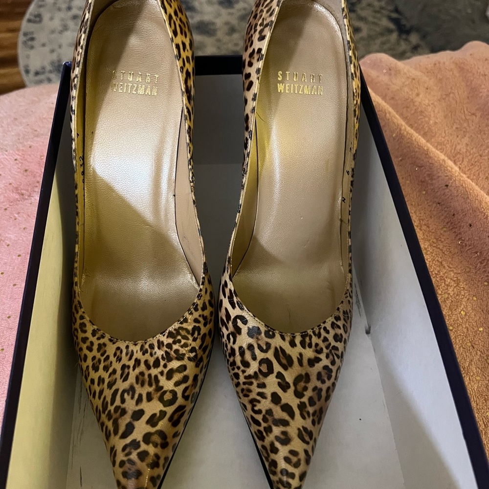 Stuart Weitzman Leopard Print Pointed Toe Pumps in Tan and Black